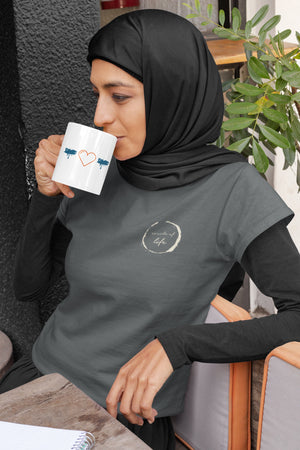 Café - a t-shirt de estilo suave do círculo da vida para mulheres