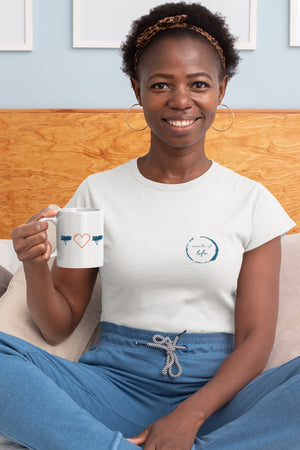 Café - a t-shirt de estilo suave do círculo da vida para mulheres