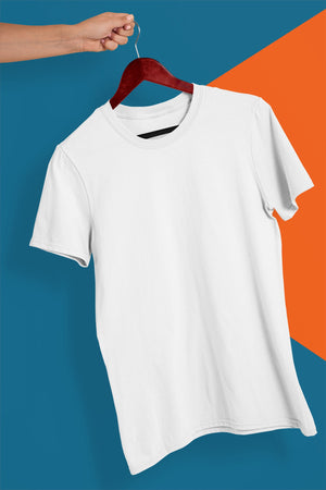 Apenas uma camiseta de estilo macio de manga curta simples de boa qualidade para homens