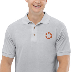 Business Polo - Design frontal com logo da empresa na camisa polo masculina bordada